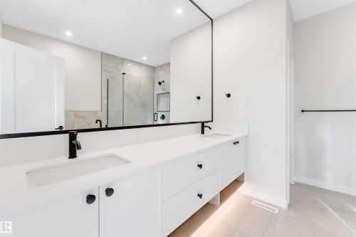 5807 Kootook Link Link, Edmonton, AB - Indoor