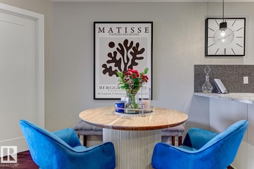 210 5029 Edgemont Boulevard, Edmonton, AB - Indoor