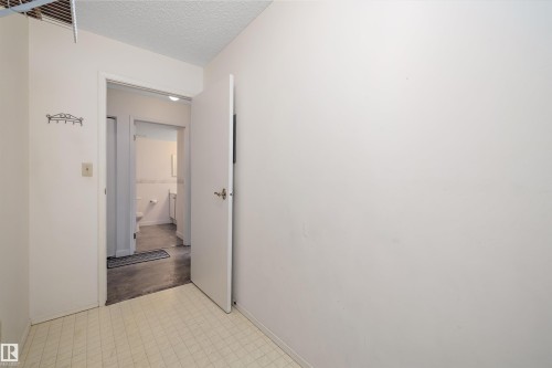 218 18012 95 Avenue, Edmonton, AB - Indoor Photo Showing Other Room