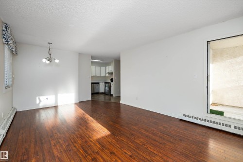218 18012 95 Avenue, Edmonton, AB - Indoor