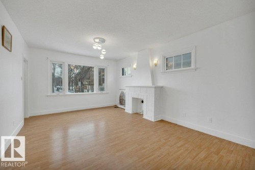 10844 97 Street, Edmonton, AB - Indoor