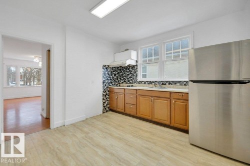 10844 97 Street, Edmonton, AB - Indoor Photo Showing Other Room