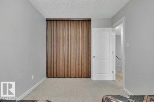 322 Willow Court, Edmonton, AB - Indoor