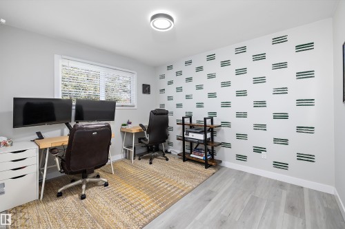 6304 94A Avenue, Edmonton, AB - Indoor Photo Showing Office