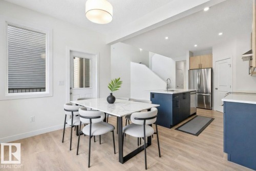 22124 94 Avenue, Edmonton, AB - Indoor