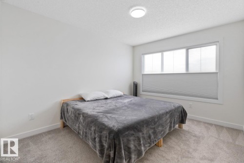 22124 94 Avenue, Edmonton, AB - Indoor Photo Showing Bedroom