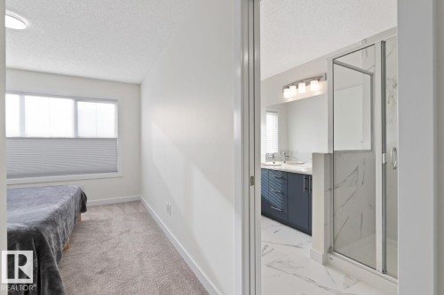 22124 94 Avenue, Edmonton, AB - Indoor