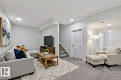 22124 94 Avenue, Edmonton, AB - Indoor Photo Showing Other Room