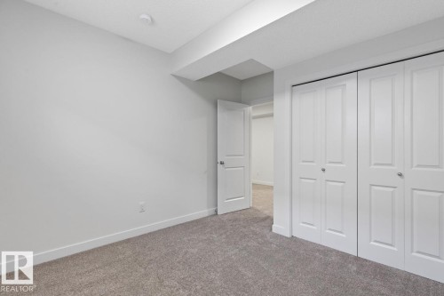 22124 94 Avenue, Edmonton, AB - Indoor Photo Showing Other Room