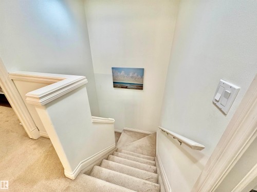 14907 109 Avenue, Edmonton, AB - Indoor Photo Showing Other Room