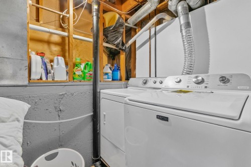 Laundry room with separate washer and dryer - 17523 95 Street, Edmonton, AB - Indoor Photo Showing Laundry Room