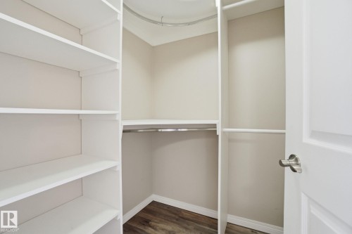 320 7801 Golf Course Road, Stony Plain, AB - Indoor With Storage