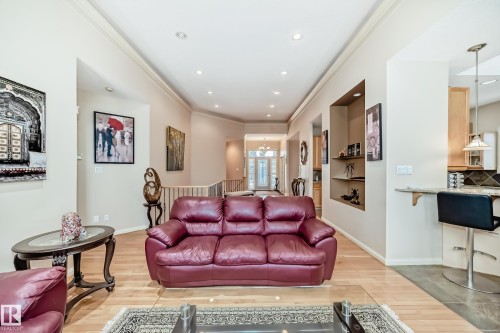 241 Darlington Crescent, Edmonton, AB - Indoor Photo Showing Living Room