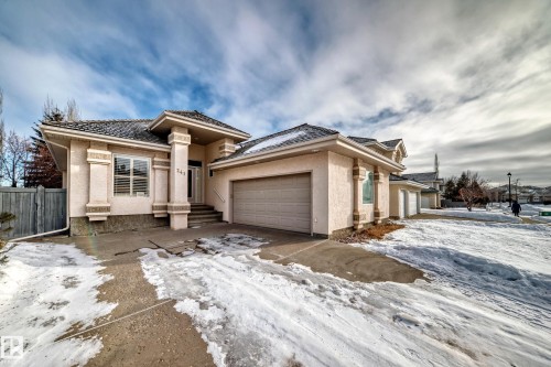 241 Darlington Crescent, Edmonton, AB - Outdoor