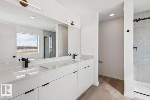 7015 50A Avenue, Beaumont, AB - Indoor Photo Showing Bathroom