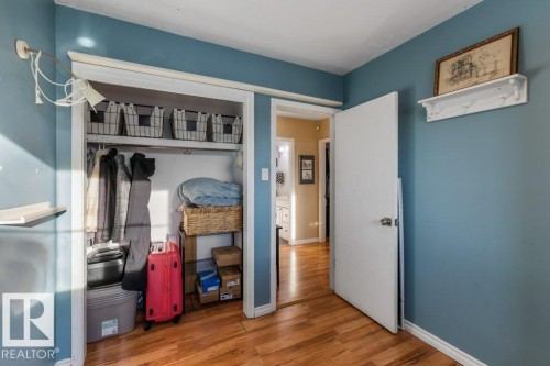 36 Sunset Blvd, St. Albert, AB - Indoor Photo Showing Other Room