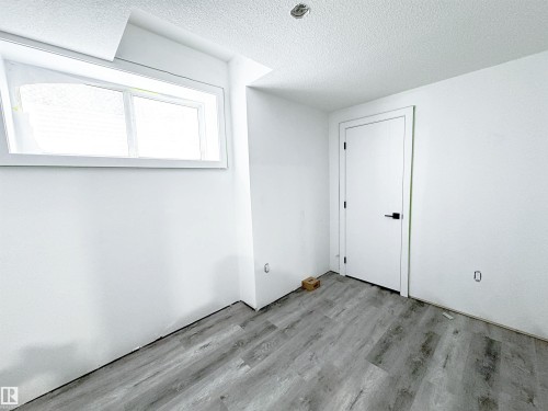 1312 35 Street, Edmonton, AB - Indoor Photo Showing Other Room