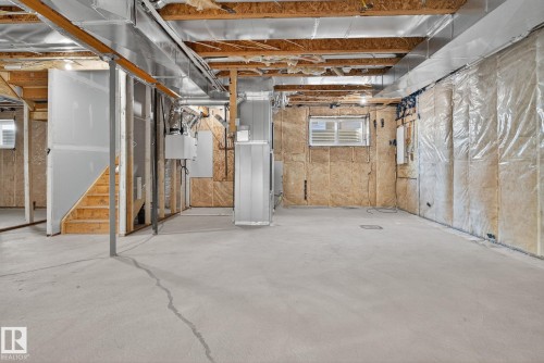 View of below grade area - 3508 6 Street, Edmonton, AB - Indoor Photo Showing Basement
