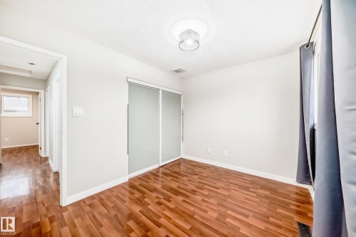 1189 Hooke Road, Edmonton, AB - Indoor Photo Showing Other Room