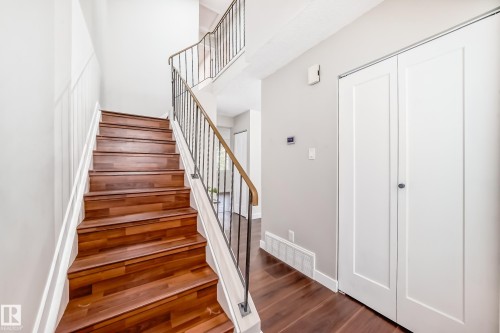 1189 Hooke Road, Edmonton, AB - Indoor Photo Showing Other Room