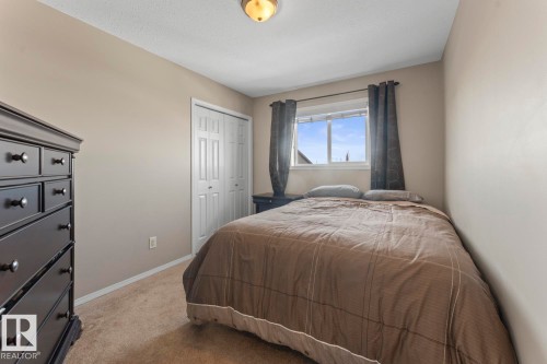 705 Robin Close E, Cold Lake, AB - Indoor Photo Showing Bedroom