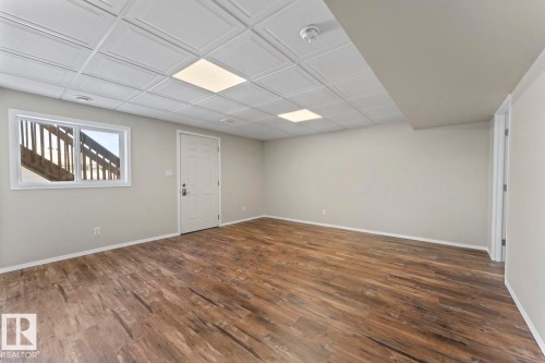 705 Robin Close E, Cold Lake, AB - Indoor Photo Showing Other Room