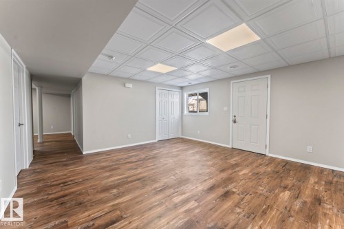 705 Robin Close E, Cold Lake, AB - Indoor Photo Showing Other Room