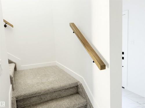 1314 35 Street, Edmonton, AB - Indoor Photo Showing Other Room