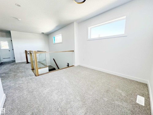 1314 35 Street, Edmonton, AB - Indoor Photo Showing Other Room