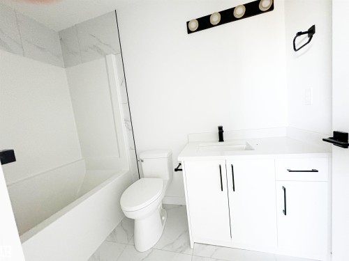 1314 35 Street, Edmonton, AB - Indoor Photo Showing Bathroom