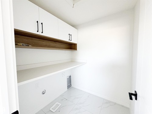 1314 35 Street, Edmonton, AB - Indoor