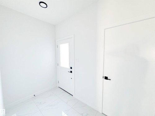 1314 35 Street, Edmonton, AB - Indoor Photo Showing Other Room