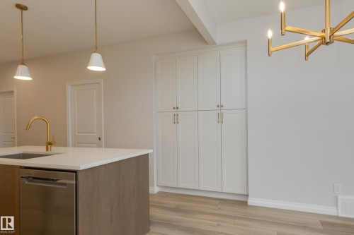 195 Stonehouse Way, Leduc, AB - Indoor Photo Showing Kitchen