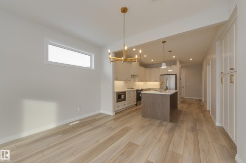 195 Stonehouse Way, Leduc, AB - Indoor Photo Showing Kitchen