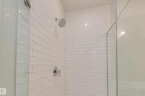 195 Stonehouse Way, Leduc, AB - Indoor Photo Showing Bathroom