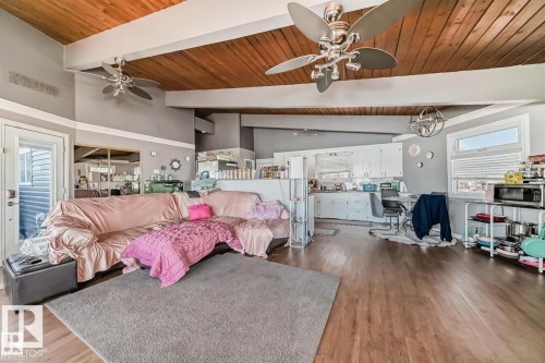 6822 50 Avenue, Rural Lac Ste. Anne County, AB - Indoor Photo Showing Bedroom