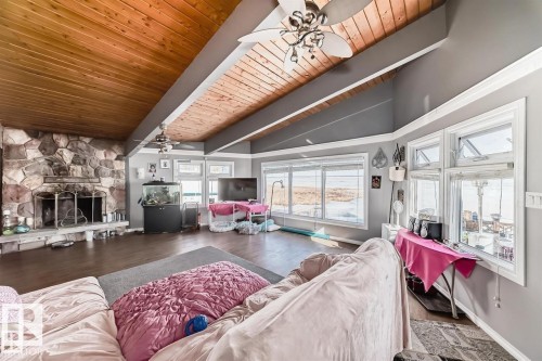6822 50 Avenue, Rural Lac Ste. Anne County, AB - Indoor Photo Showing Living Room With Fireplace