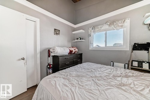 6822 50 Avenue, Rural Lac Ste. Anne County, AB - Indoor Photo Showing Bedroom