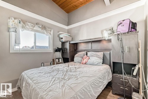 6822 50 Avenue, Rural Lac Ste. Anne County, AB - Indoor Photo Showing Bedroom