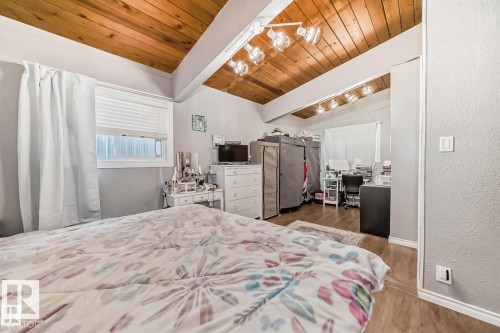 6822 50 Avenue, Rural Lac Ste. Anne County, AB - Indoor Photo Showing Bedroom