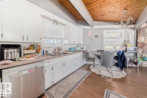 6822 50 Avenue, Rural Lac Ste. Anne County, AB - Indoor Photo Showing Kitchen With Double Sink