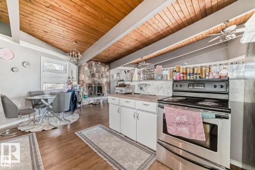 6822 50 Avenue, Rural Lac Ste. Anne County, AB - Indoor Photo Showing Kitchen