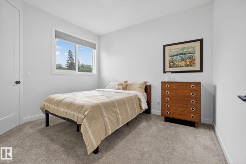 9721 96 Street, Edmonton, AB - Indoor Photo Showing Bedroom
