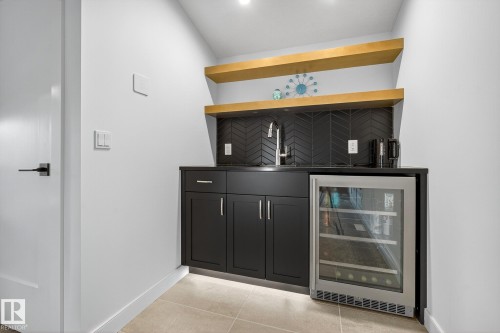 9721 96 Street, Edmonton, AB - Indoor Photo Showing Other Room