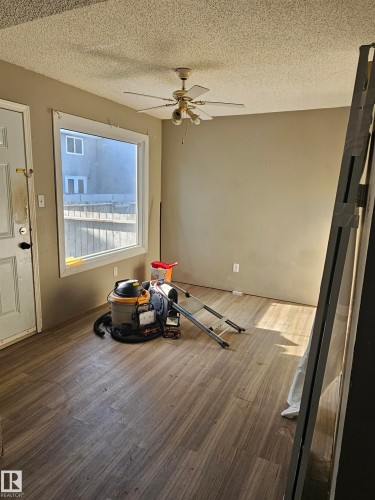 37 1415 62 Street, Edmonton, AB - Indoor