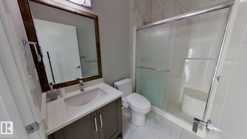 3016 12 Avenue, Edmonton, AB - Indoor Photo Showing Bathroom