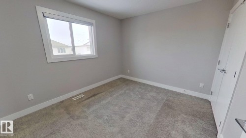 3016 12 Avenue, Edmonton, AB - Indoor Photo Showing Other Room