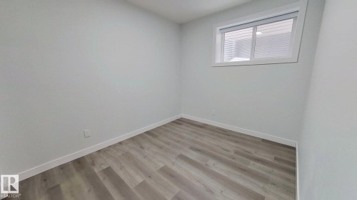 3016 12 Avenue, Edmonton, AB - Indoor Photo Showing Other Room