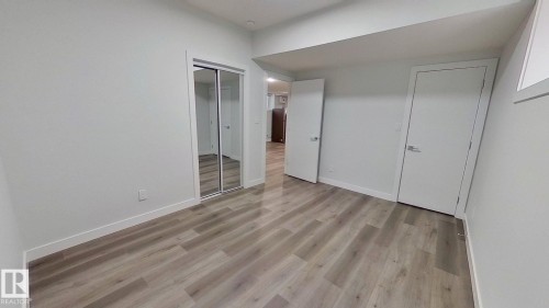 3016 12 Avenue, Edmonton, AB - Indoor Photo Showing Other Room
