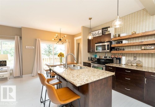32 15151 43 Street, Edmonton, AB - Indoor Photo Showing Kitchen With Double Sink With Upgraded Kitchen